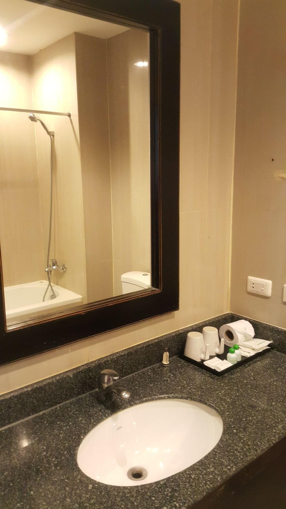 Summer Spring Hotel Pattaya Luaran gambar